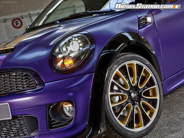 Mini Life Ball 2012 Picture #30 Mini Life Ball 2012 Picture #30