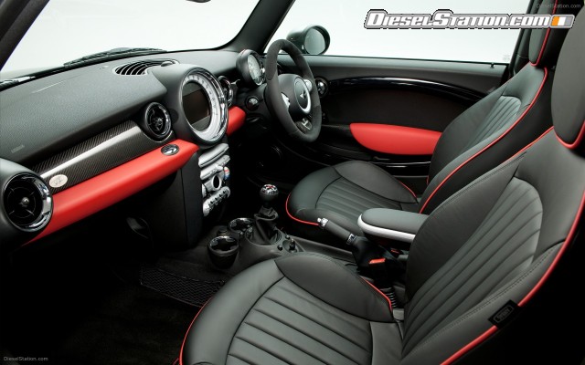 Mini The John Cooper Works World Championship 50 Widescreen Picture #5 Mini The John Cooper Works World Championship 50 Widescreen Picture #5