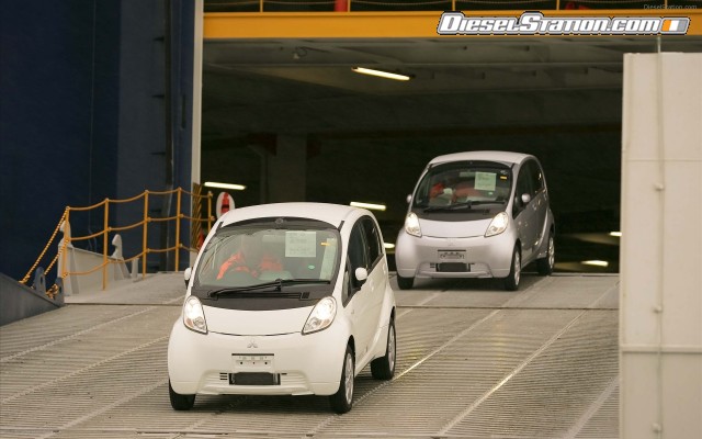 Mitsubishi 2010 i MiEV Widescreen Picture #4 Mitsubishi 2010 i MiEV Widescreen Picture #4