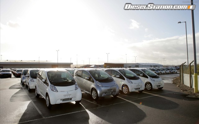 Mitsubishi 2010 i MiEV Widescreen Picture #17 Mitsubishi 2010 i MiEV Widescreen Picture #17
