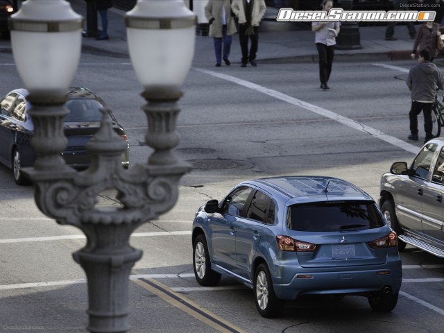 Mitsubishi CUV 2011 Picture #21 Mitsubishi CUV 2011 Picture #21