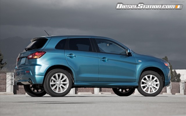 Mitsubishi CUV 2011 Widescreen Picture #20 Mitsubishi CUV 2011 Widescreen Picture #20