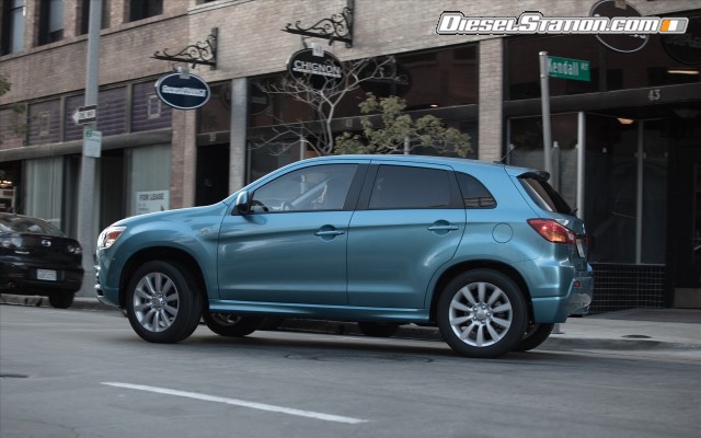 Mitsubishi CUV 2011 Widescreen Picture #23 Mitsubishi CUV 2011 Widescreen Picture #23