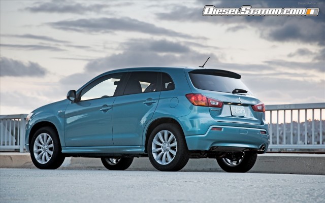 Mitsubishi CUV 2011 Widescreen Picture #27 Mitsubishi CUV 2011 Widescreen Picture #27
