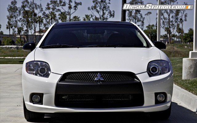 Mitsubishi Eclipse SE 2012 Widescreen Picture #4 Mitsubishi Eclipse SE 2012 Widescreen Picture #4