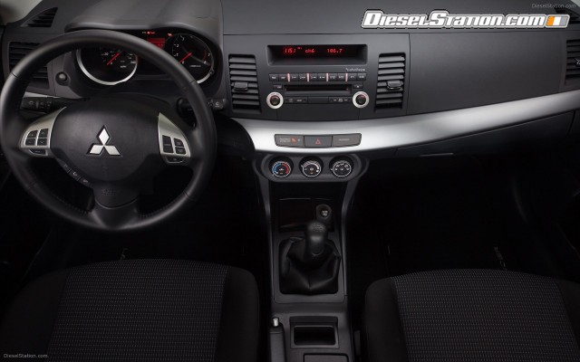 Mitsubishi Lancer ES 2011 Widescreen Picture #11 Mitsubishi Lancer ES 2011 Widescreen Picture #11
