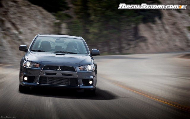 Mitsubishi Lancer Evolution MR Touring 2010 Widescreen Picture #3 Mitsubishi Lancer Evolution MR Touring 2010 Widescreen Picture #3