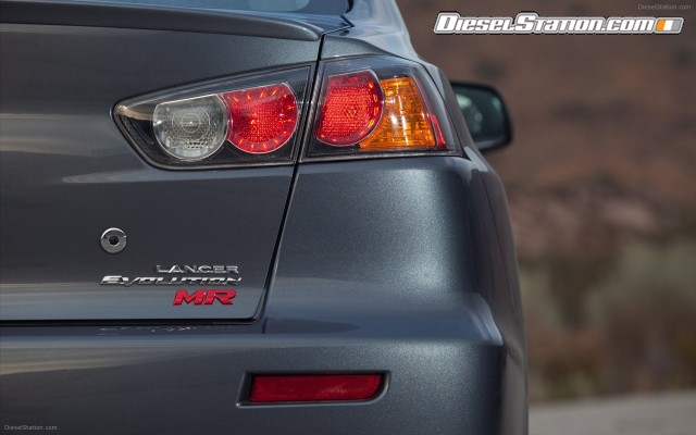 Mitsubishi Lancer Evolution MR Touring 2010 Widescreen Picture #30 Mitsubishi Lancer Evolution MR Touring 2010 Widescreen Picture #30