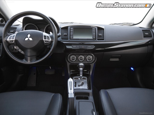 Mitsubishi Lancer GT 2013 Picture #36 Mitsubishi Lancer GT 2013 Picture #36