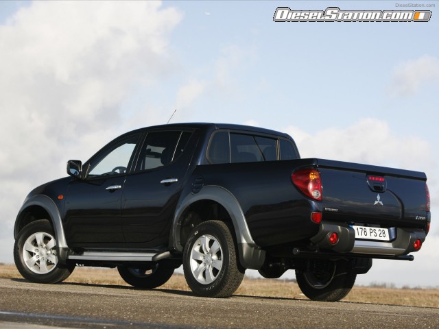 Mitsubishi New L200 Long Bed Picture #9 Mitsubishi New L200 Long Bed Picture #9