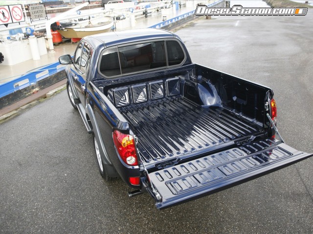 Mitsubishi New L200 Long Bed Picture #2 Mitsubishi New L200 Long Bed Picture #2