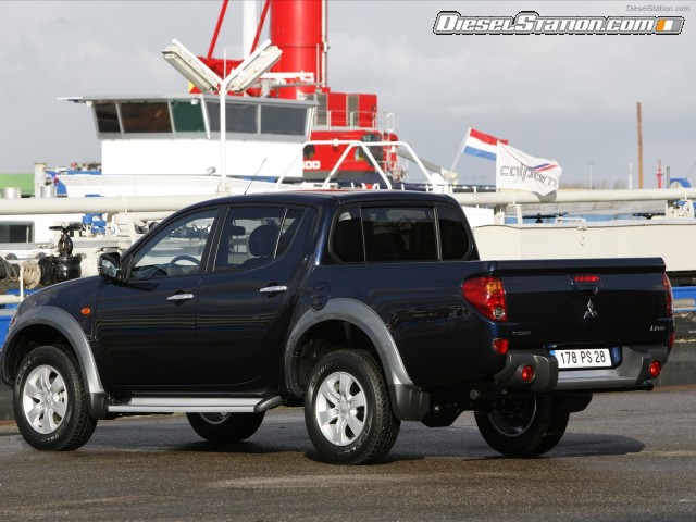 Mitsubishi New L200 Long Bed Picture #5 Mitsubishi New L200 Long Bed Picture #5