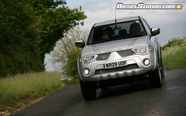 Mitsubishi New L200 Long Bed Widescreen Picture #13 Mitsubishi New L200 Long Bed Widescreen Picture #13