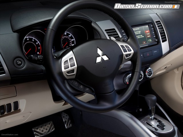 Mitsubishi Outlander GT 2010 Picture #14 Mitsubishi Outlander GT 2010 Picture #14