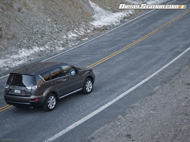 Mitsubishi Outlander GT 2011 Picture #13 Mitsubishi Outlander GT 2011 Picture #13