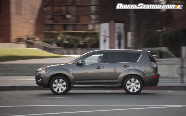 Mitsubishi Outlander GT 2011 Widescreen Picture #6 Mitsubishi Outlander GT 2011 Widescreen Picture #6
