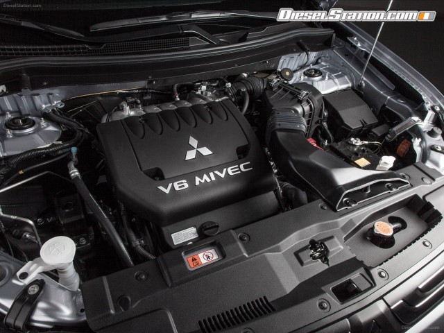 Mitsubishi Outlander GT 2014 Picture #54 Mitsubishi Outlander GT 2014 Picture #54