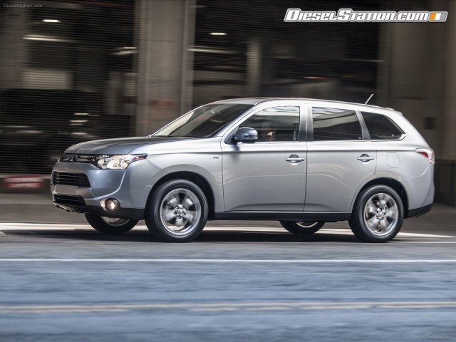 Mitsubishi Outlander GT 2014 Picture #50 Mitsubishi Outlander GT 2014 Picture #50