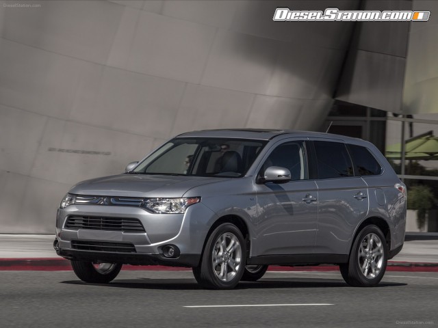 Mitsubishi Outlander GT 2014 Picture #41 Mitsubishi Outlander GT 2014 Picture #41