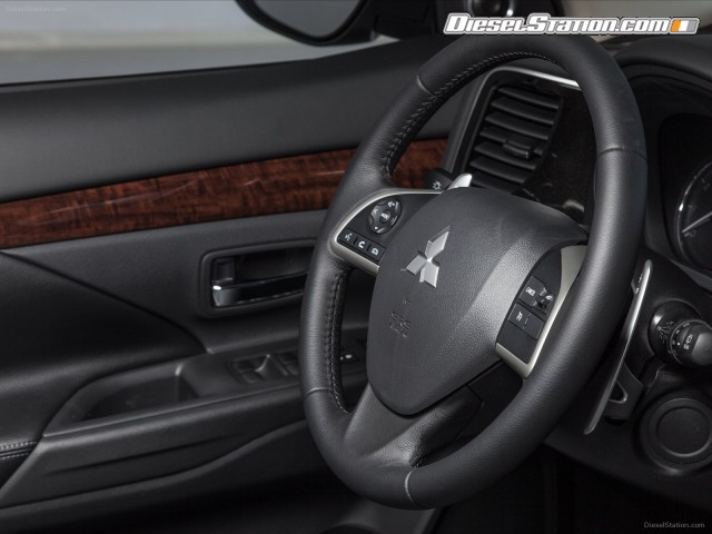 Mitsubishi Outlander GT 2014 Picture #20 Mitsubishi Outlander GT 2014 Picture #20