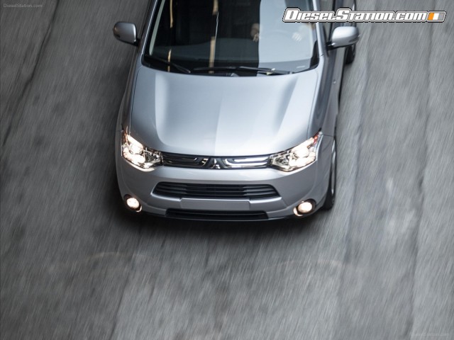 Mitsubishi Outlander GT 2014 Picture #5 Mitsubishi Outlander GT 2014 Picture #5