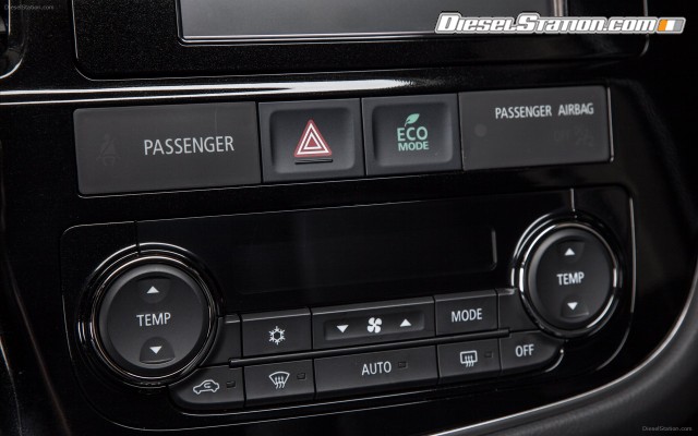 Mitsubishi Outlander GT 2014 Widescreen Picture #16 Mitsubishi Outlander GT 2014 Widescreen Picture #16