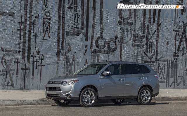 Mitsubishi Outlander GT 2014 Widescreen Picture #26 Mitsubishi Outlander GT 2014 Widescreen Picture #26
