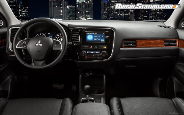 Mitsubishi Outlander GT 2014 Widescreen Picture #48 Mitsubishi Outlander GT 2014 Widescreen Picture #48