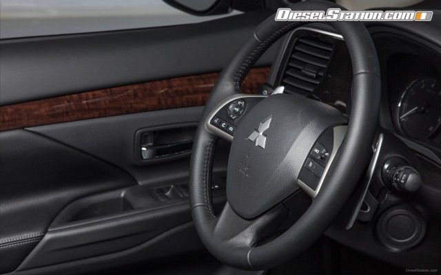 Mitsubishi Outlander GT 2014 Widescreen Picture #49 Mitsubishi Outlander GT 2014 Widescreen Picture #49