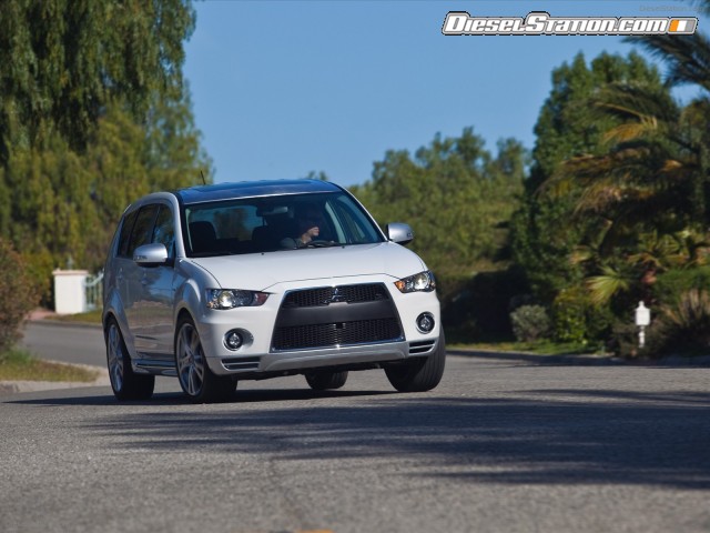 Mitsubishi Outlander GT Prototype Picture #10 Mitsubishi Outlander GT Prototype Picture #10