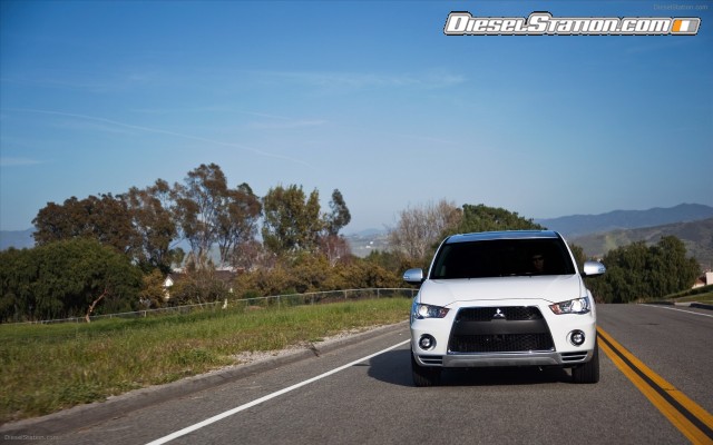 Mitsubishi Outlander GT Prototype Widescreen Picture #23 Mitsubishi Outlander GT Prototype Widescreen Picture #23