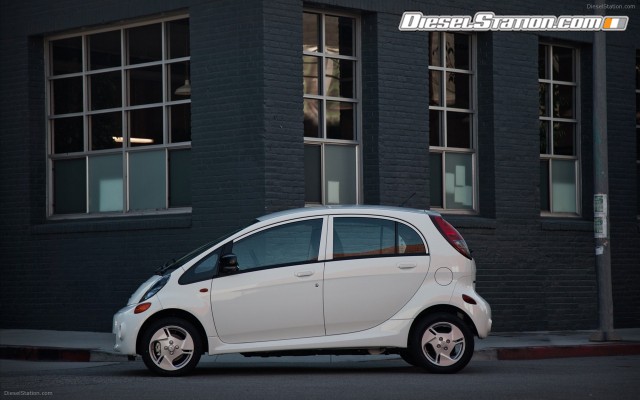 Mitsubishi i MiEV American version 2012 Widescreen Picture #5 Mitsubishi i MiEV American version 2012 Widescreen Picture #5