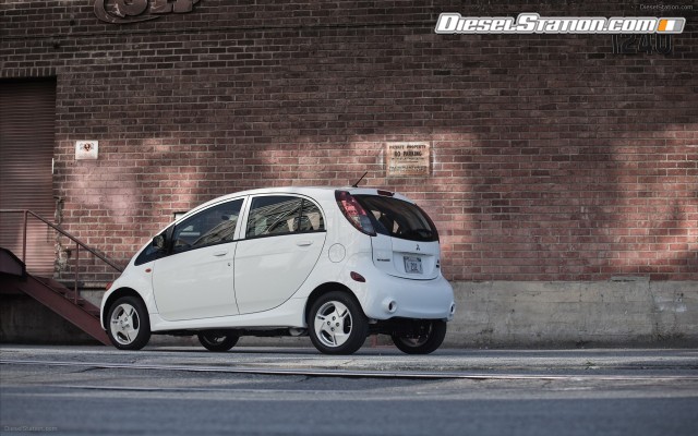 Mitsubishi i MiEV American version 2012 Widescreen Picture #8 Mitsubishi i MiEV American version 2012 Widescreen Picture #8