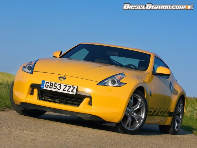Nissan 2010 370Z Yellow Picture #8 Nissan 2010 370Z Yellow Picture #8