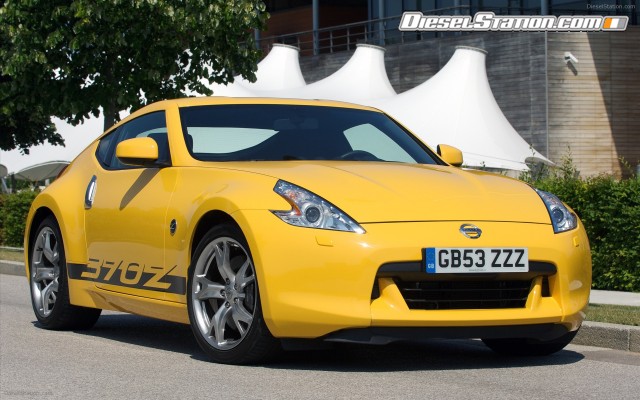 Nissan 2010 370Z Yellow Widescreen Picture #9 Nissan 2010 370Z Yellow Widescreen Picture #9