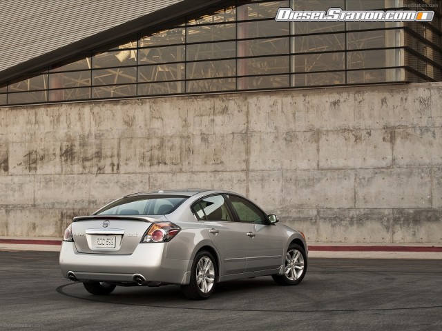Nissan 2010 Altima Picture #3 Nissan 2010 Altima Picture #3