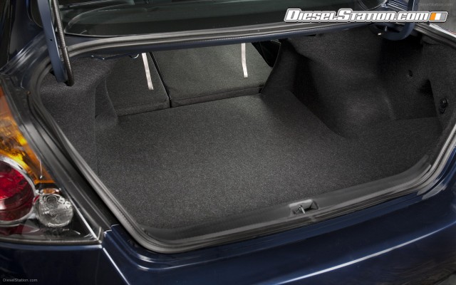 Nissan 2010 Altima Widescreen Picture #4 Nissan 2010 Altima Widescreen Picture #4