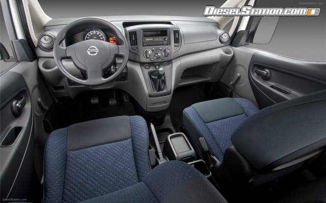 Nissan 2010 NV200 Widescreen Picture #6 Nissan 2010 NV200 Widescreen Picture #6