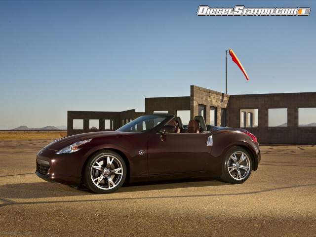 Nissan 370Z Roadster 2012 Picture #2 Nissan 370Z Roadster 2012 Picture #2