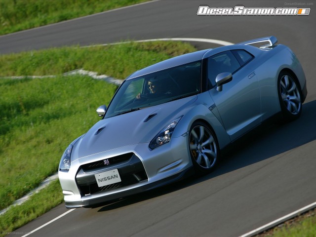 Nissan GT R 2010 Picture #18 Nissan GT R 2010 Picture #18
