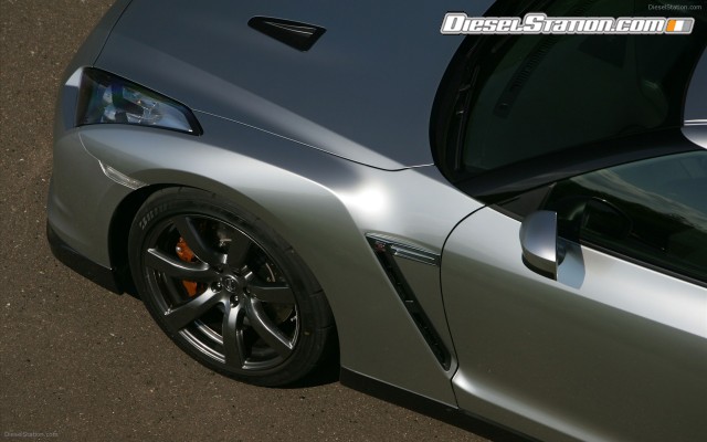 Nissan GT R 2010 Widescreen Picture #3 Nissan GT R 2010 Widescreen Picture #3