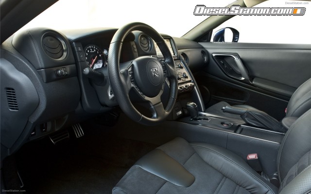 Nissan GT R 2012 Widescreen Picture #10 Nissan GT R 2012 Widescreen Picture #10