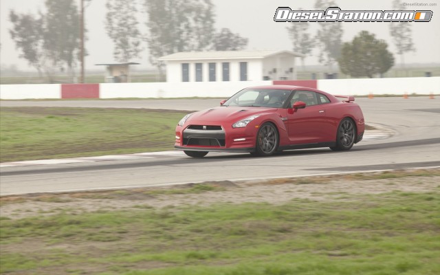 Nissan GT R 2012 Widescreen Picture #3 Nissan GT R 2012 Widescreen Picture #3