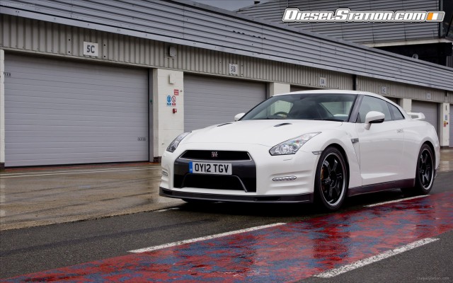 Nissan GT R Track Pack 2012 Widescreen Picture #31 Nissan GT R Track Pack 2012 Widescreen Picture #31