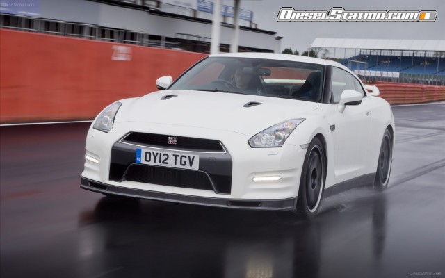 Nissan GT R Track Pack 2012 Widescreen Picture #10 Nissan GT R Track Pack 2012 Widescreen Picture #10