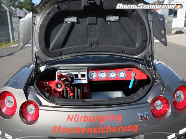 Nissan GT R fire fighting car Picture #2 Nissan GT R fire fighting car Picture #2