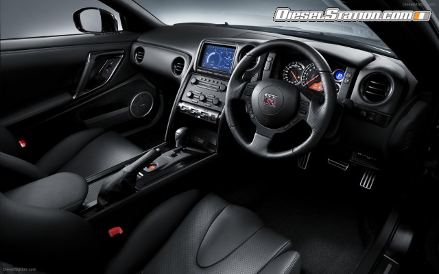 Nissan GTR SpecV Widescreen Picture #16 Nissan GTR SpecV Widescreen Picture #16