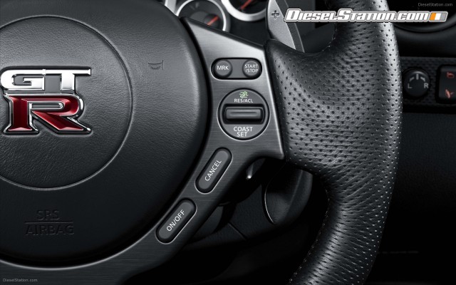 Nissan GTR SpecV Widescreen Picture #22 Nissan GTR SpecV Widescreen Picture #22