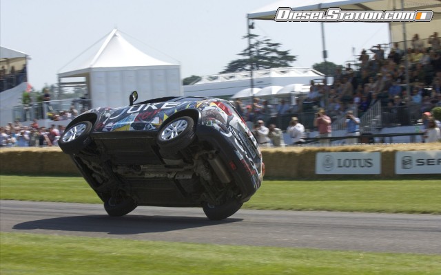 Nissan Juke at the Goodwood Festival of Speed 2011 Widescreen Picture #3 Nissan Juke at the Goodwood Festival of Speed 2011 Widescreen Picture #3