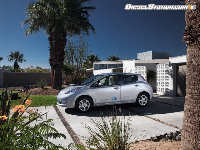 Nissan LEAF 2012 Picture #3 Nissan LEAF 2012 Picture #3